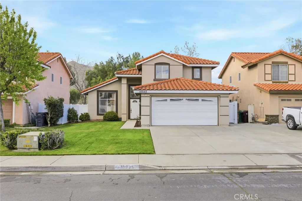 10035 Whitewater Road, Moreno Valley, California 92557 home-pic-1