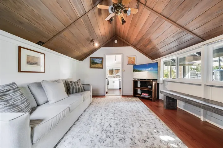 478 Saint Anns, Laguna Beach, California 92651