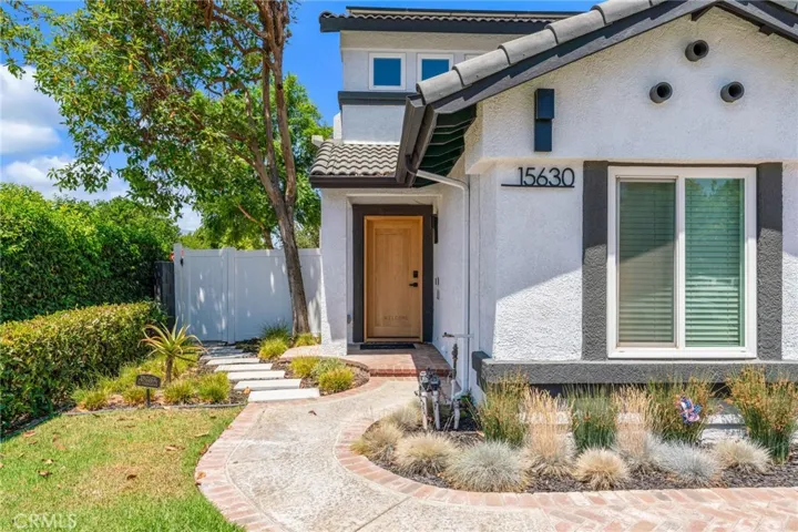 15630 Willow, Fontana, California 92337