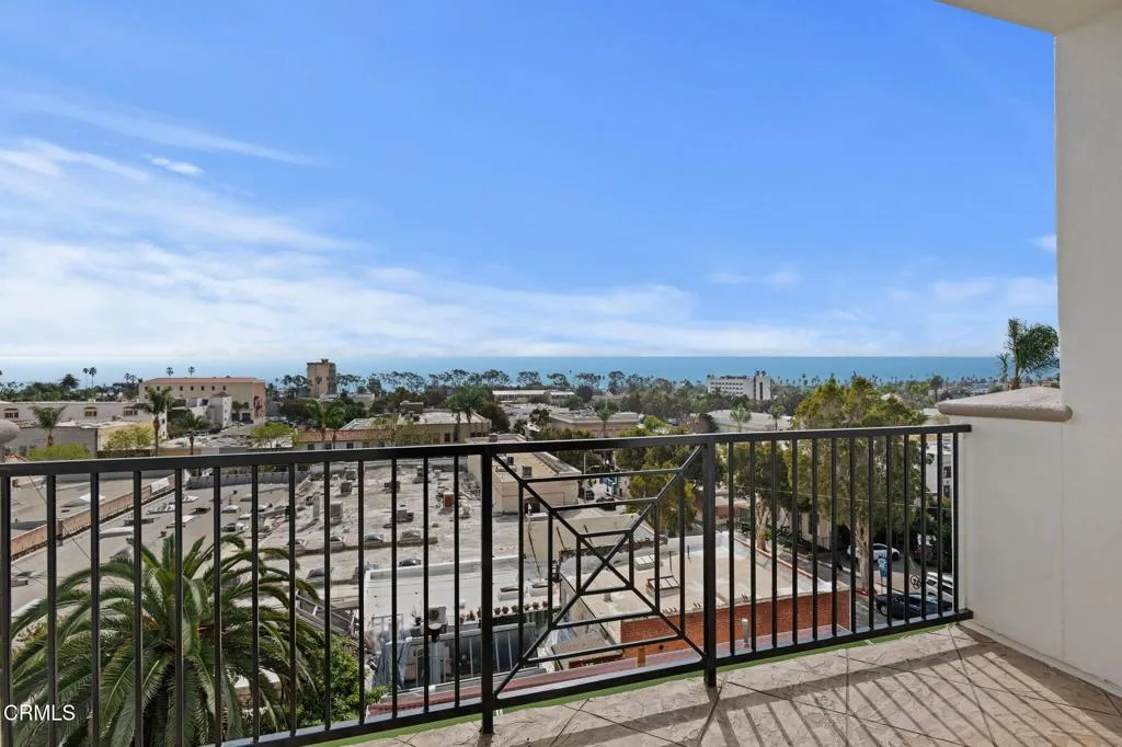 436 Poli Street 301, Ventura, California 93001 home-pic-4