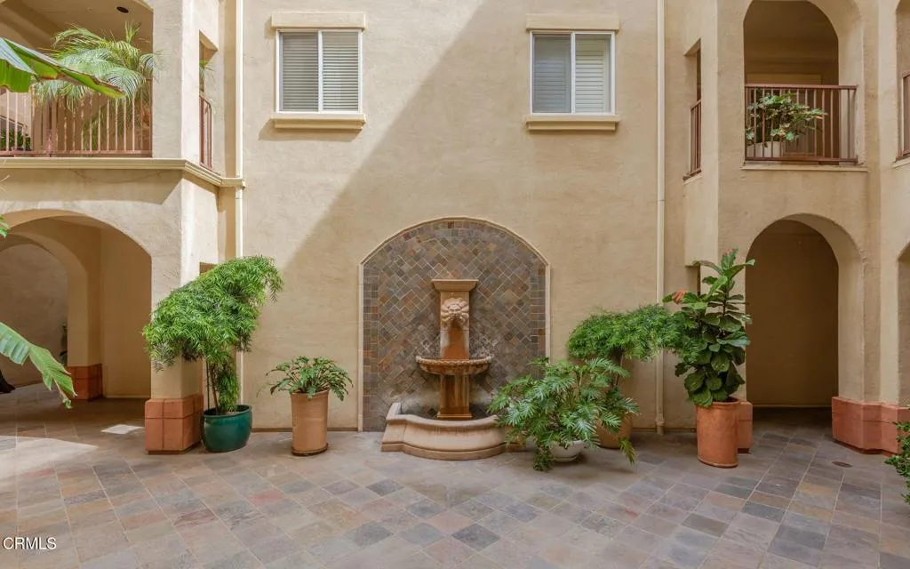 436 Poli Street 301, Ventura, California 93001 home-pic-24