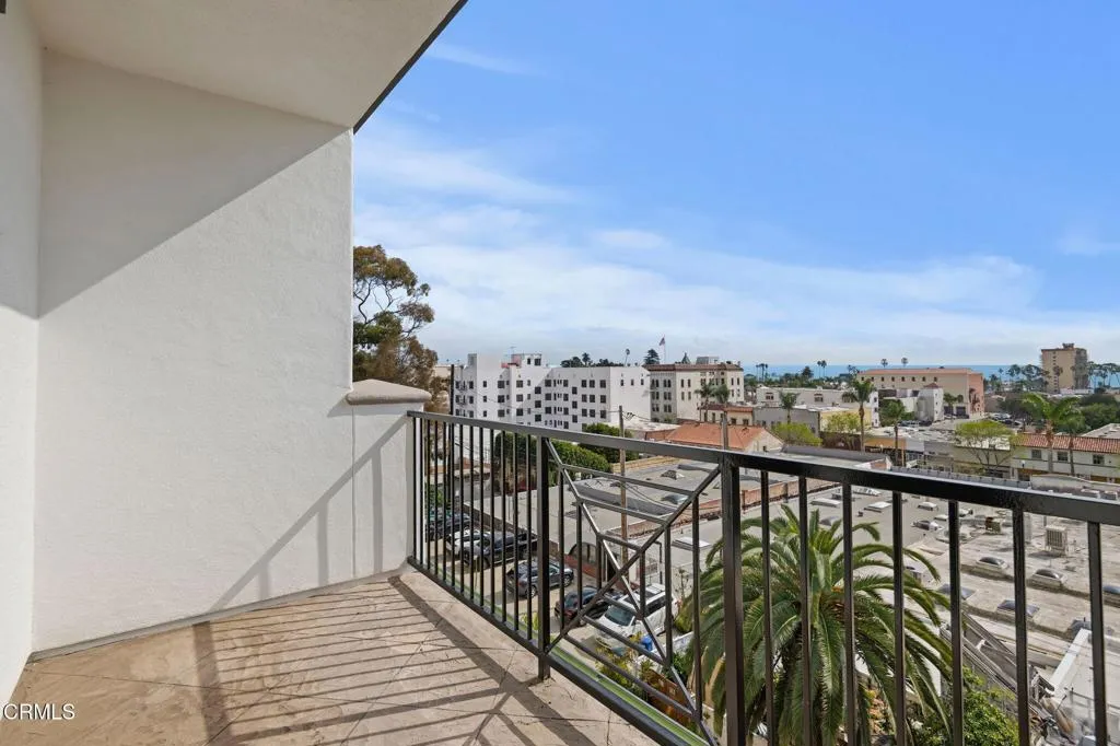 436 Poli Street 301, Ventura, California 93001 home-pic-5