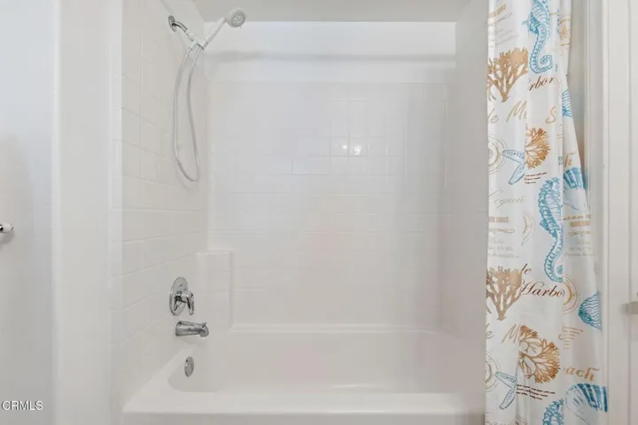 21-Bathroom 2