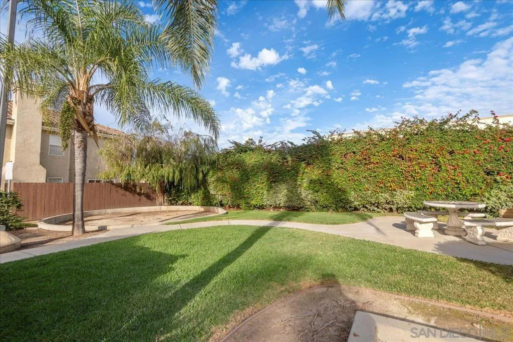 345 Moss St 7, Chula Vista, California 91911 home-pic-46