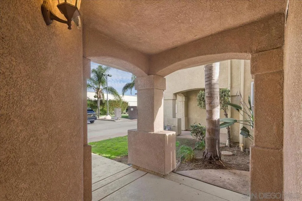 345 Moss St 7, Chula Vista, California 91911 home-pic-6