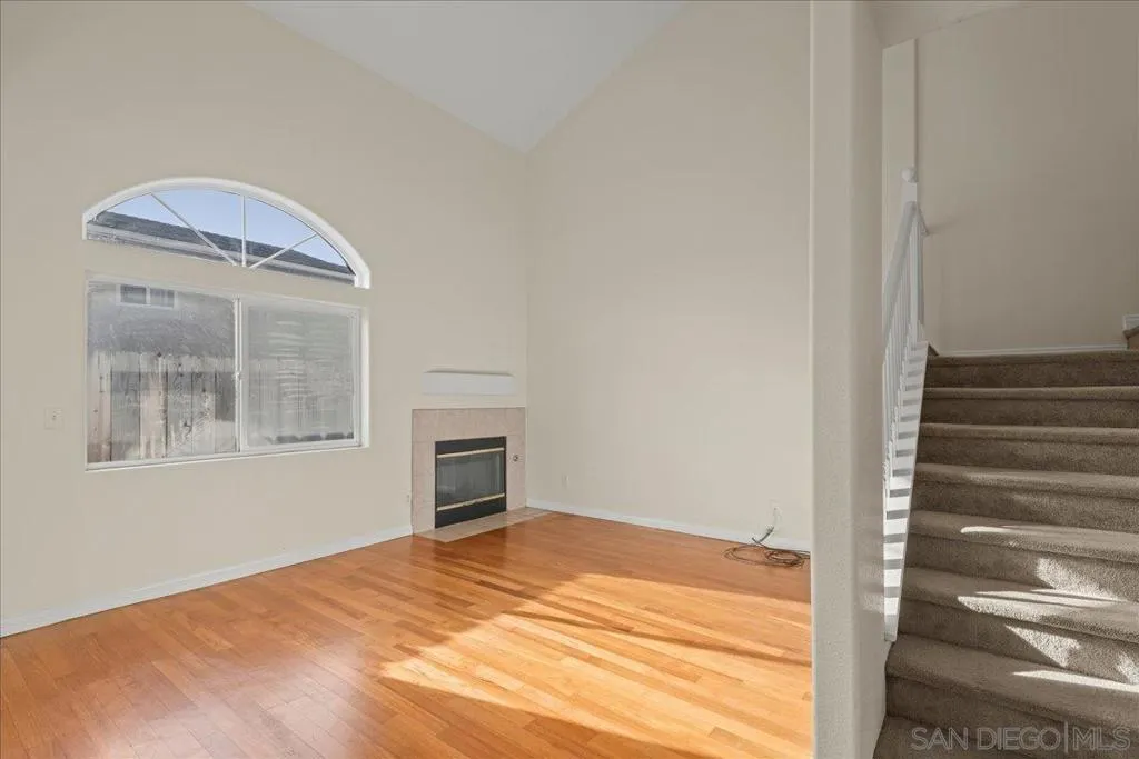 345 Moss St 7, Chula Vista, California 91911 home-pic-12