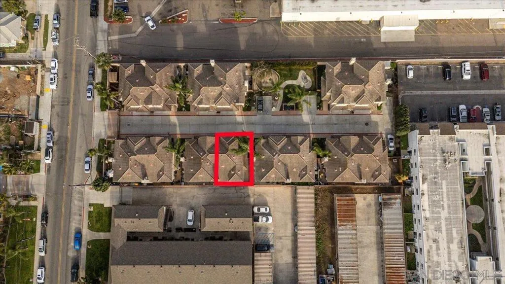 345 Moss St 7, Chula Vista, California 91911 home-pic-42