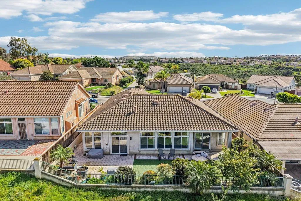 937 Paseo La Cresta, Chula Vista, California 91910 home-pic-44