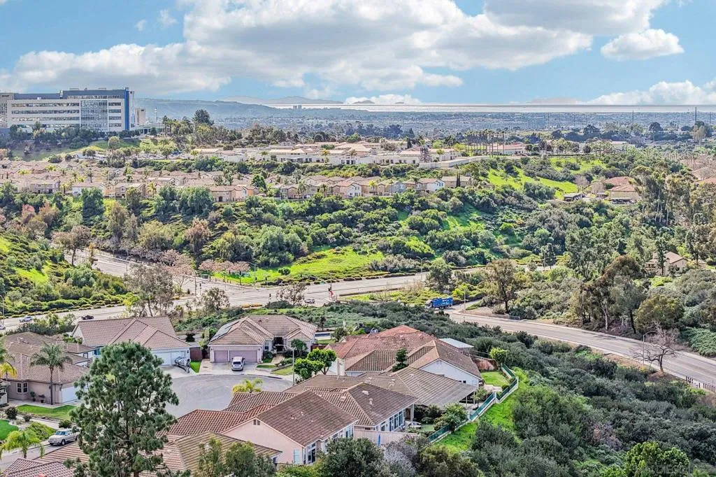937 Paseo La Cresta, Chula Vista, California 91910 home-pic-51