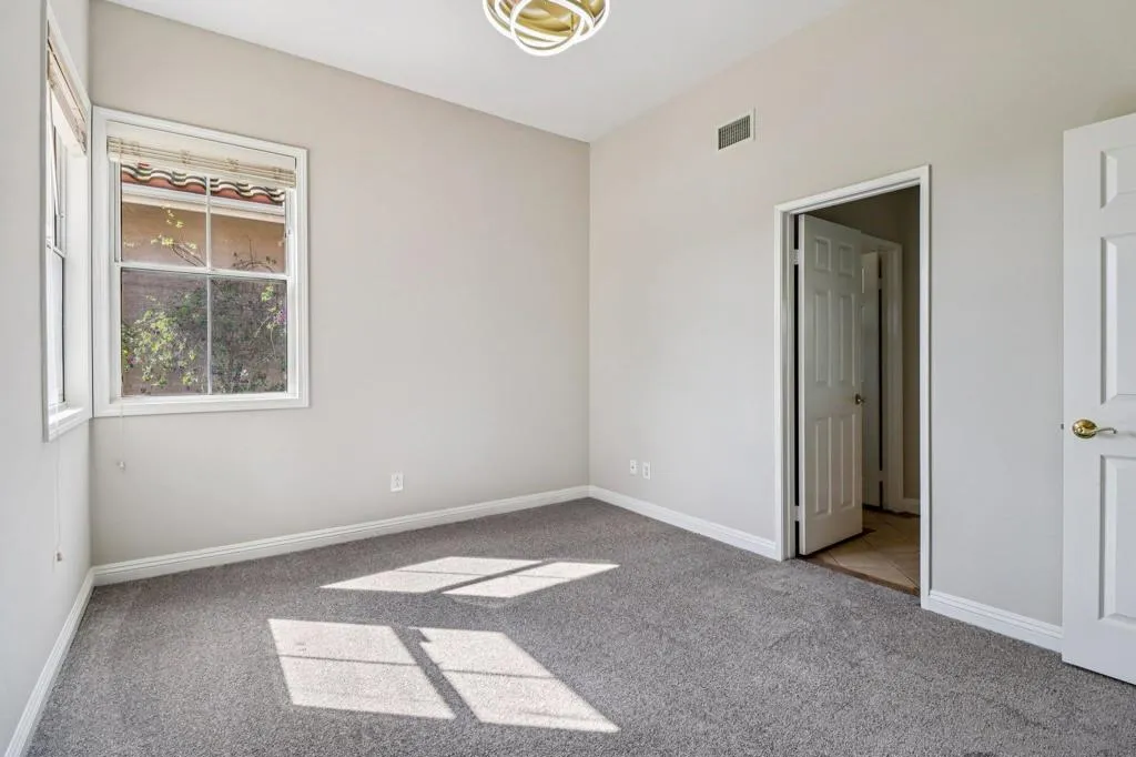 937 Paseo La Cresta, Chula Vista, California 91910 home-pic-28