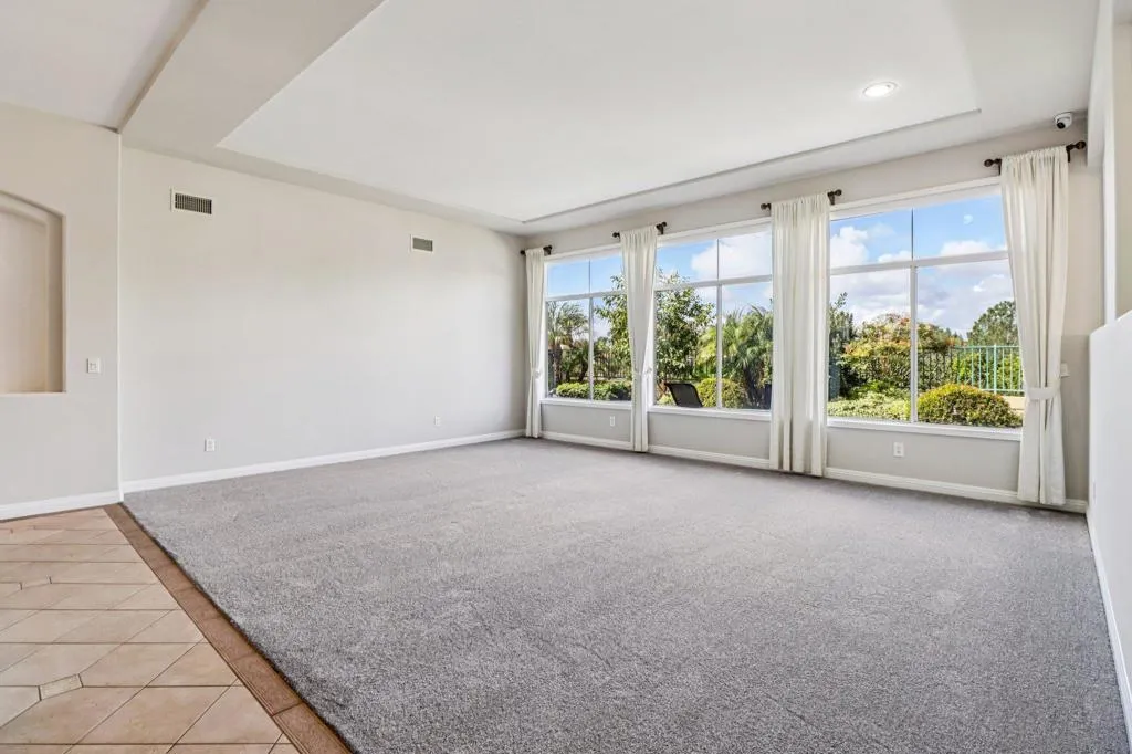 937 Paseo La Cresta, Chula Vista, California 91910 home-pic-24