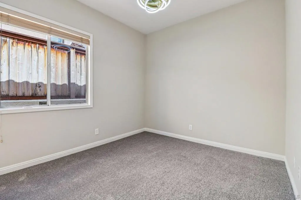 937 Paseo La Cresta, Chula Vista, California 91910 home-pic-32