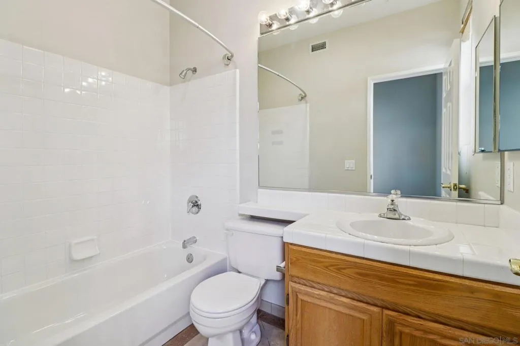 937 Paseo La Cresta, Chula Vista, California 91910 home-pic-34