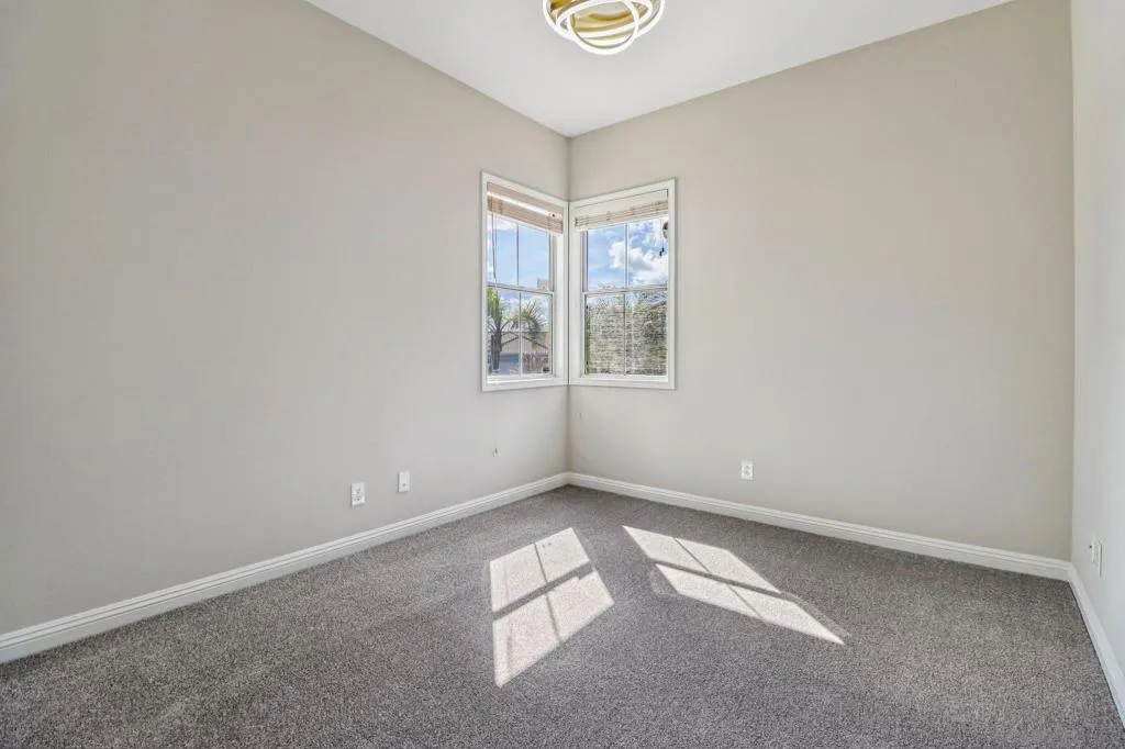 937 Paseo La Cresta, Chula Vista, California 91910 home-pic-27