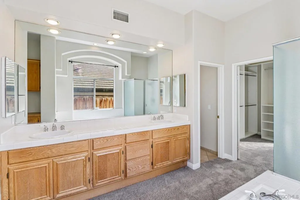 937 Paseo La Cresta, Chula Vista, California 91910 home-pic-19