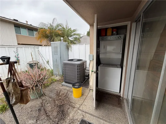 919 Glencliff Street, La Habra, California 90631