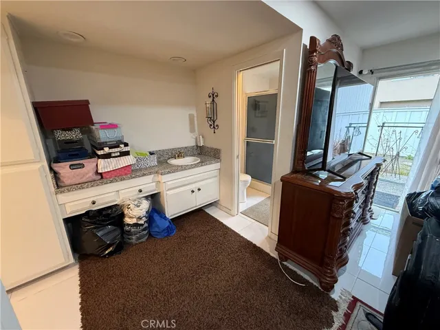 919 Glencliff Street, La Habra, California 90631