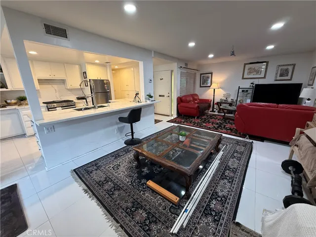 919 Glencliff Street, La Habra, California 90631