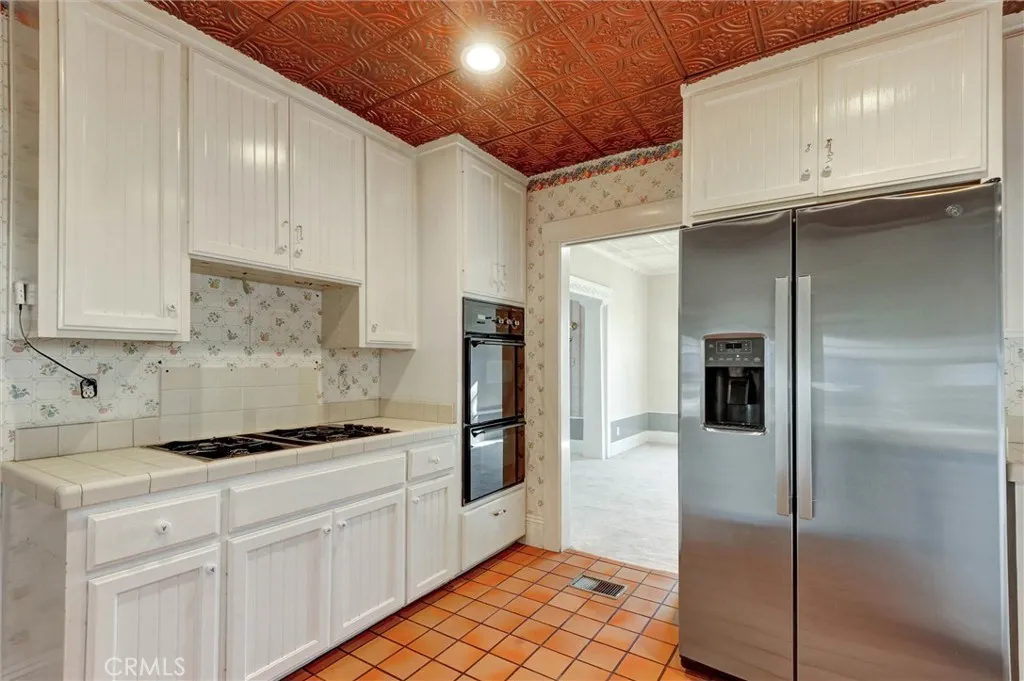 245 W Scenic Drive, Monrovia, California 91016 home-pic-14