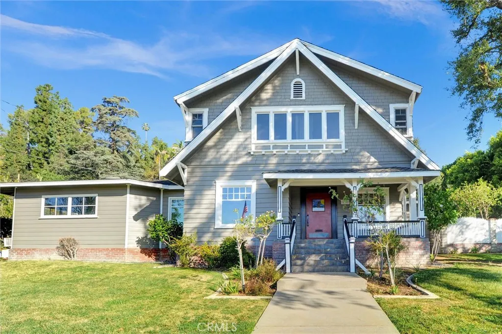 245 W Scenic Drive, Monrovia, California 91016 home-pic-3