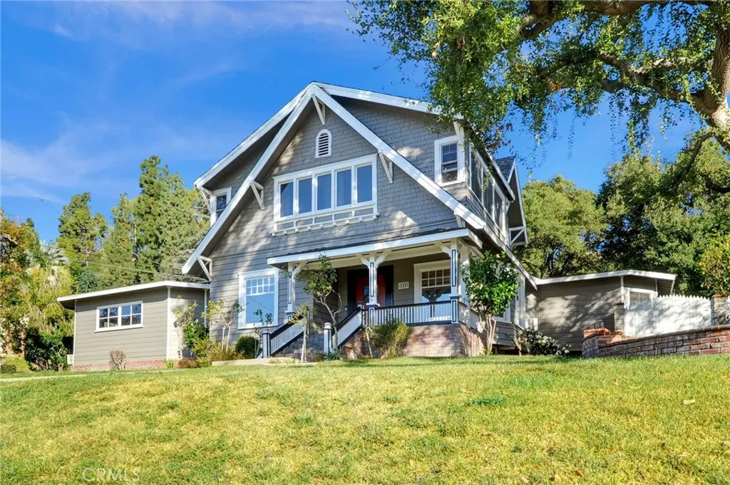 245 W Scenic Drive, Monrovia, California 91016 home-pic-1