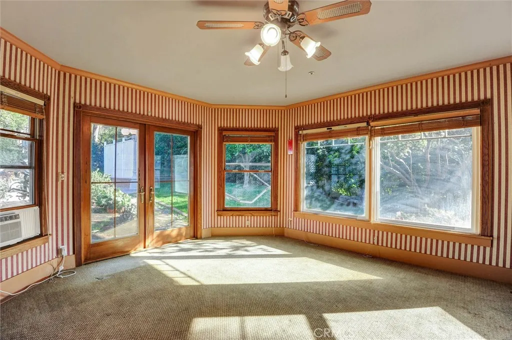 245 W Scenic Drive, Monrovia, California 91016 home-pic-11