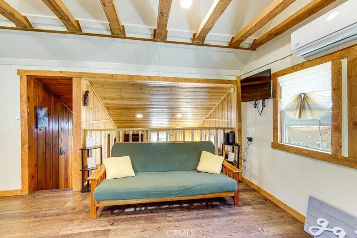 875 Virginia Court, Lake Arrowhead, California 92352