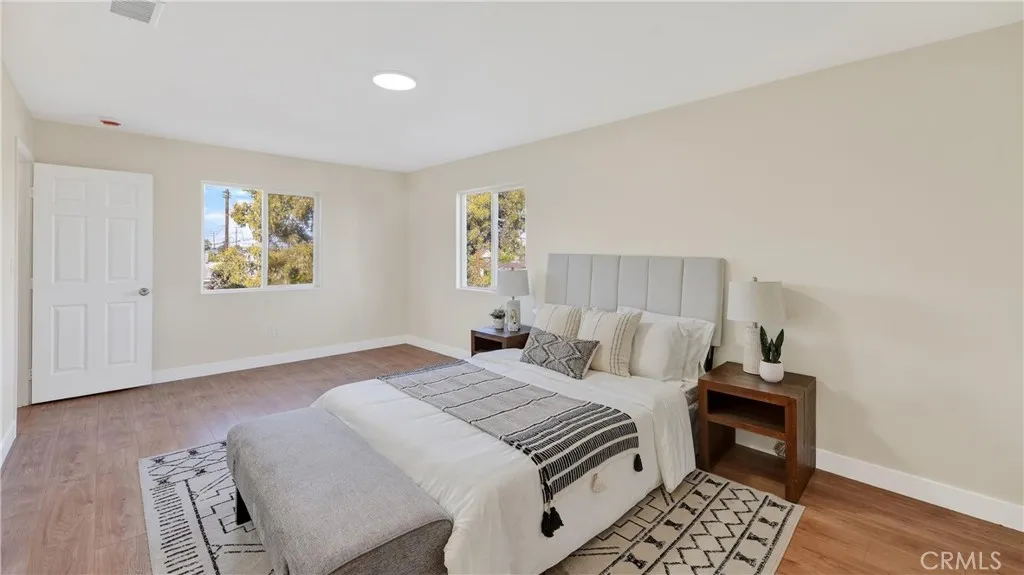 7601 Wilcox Avenue, Cudahy, California 90201 home-pic-20