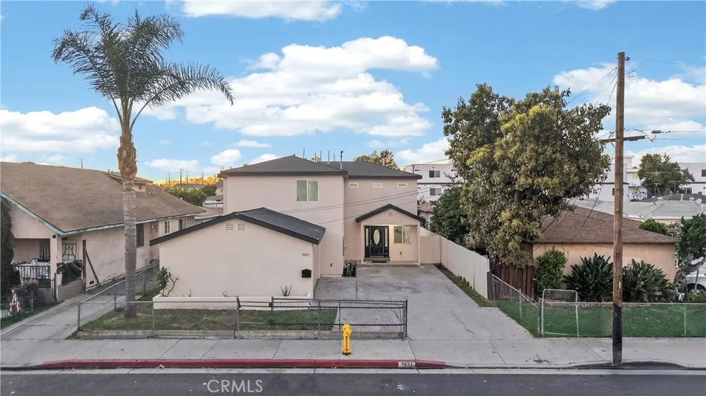 7601 Wilcox Avenue, Cudahy, California 90201 home-pic-36