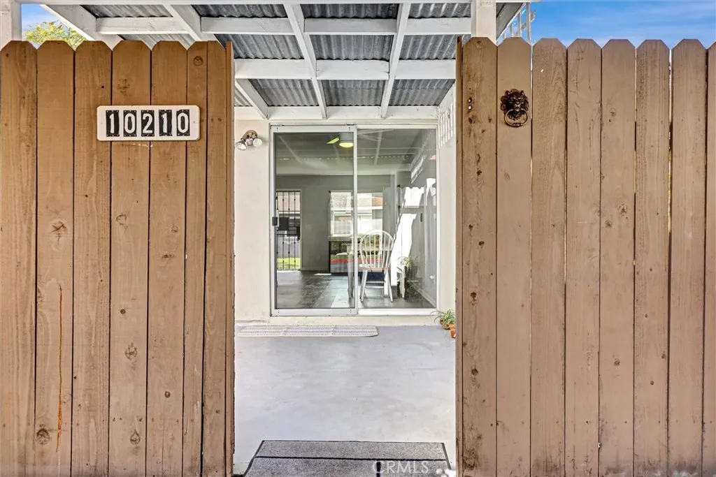 10210 Holburn, Huntington Beach, California 92646 home-pic-11