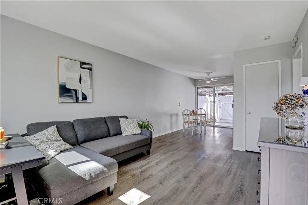 10210 Holburn, Huntington Beach, California 92646 home-pic-8