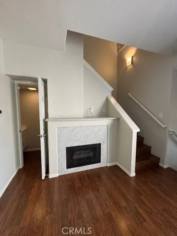 Gas Fireplace with Granite Mantle