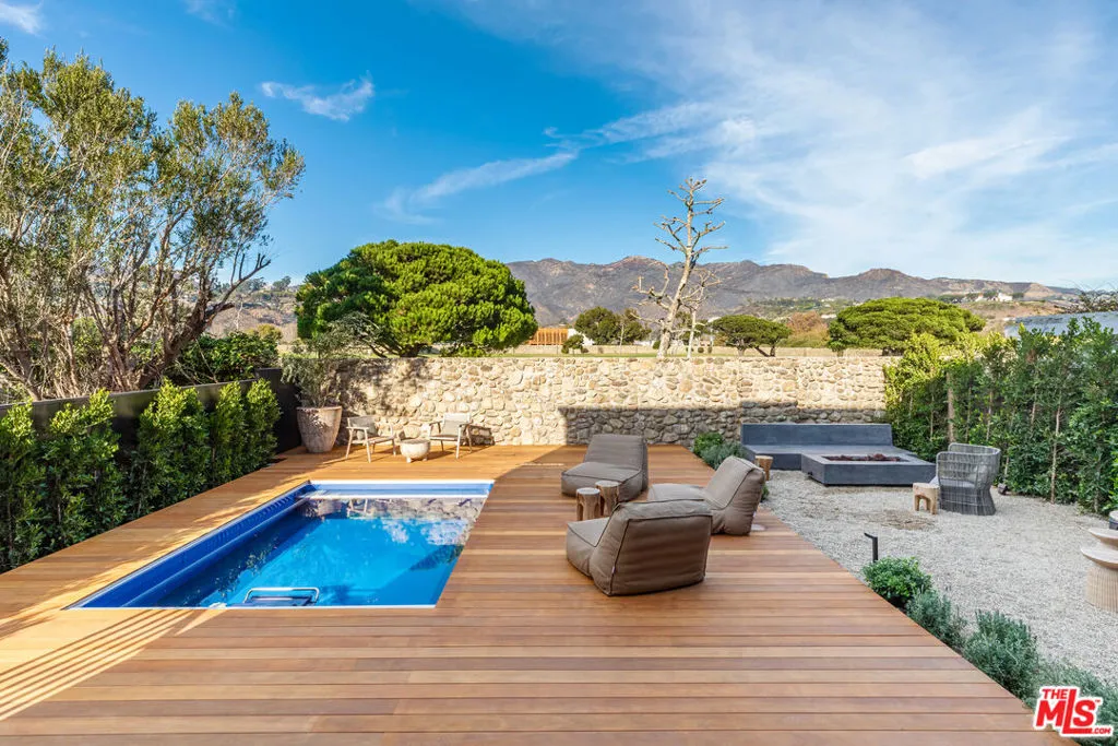 23505 Malibu Colony Road, Malibu, California 90265 home-pic-16