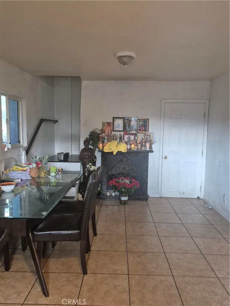 1210 1212 42 Place, Los Angeles, California 90011 home-pic-15