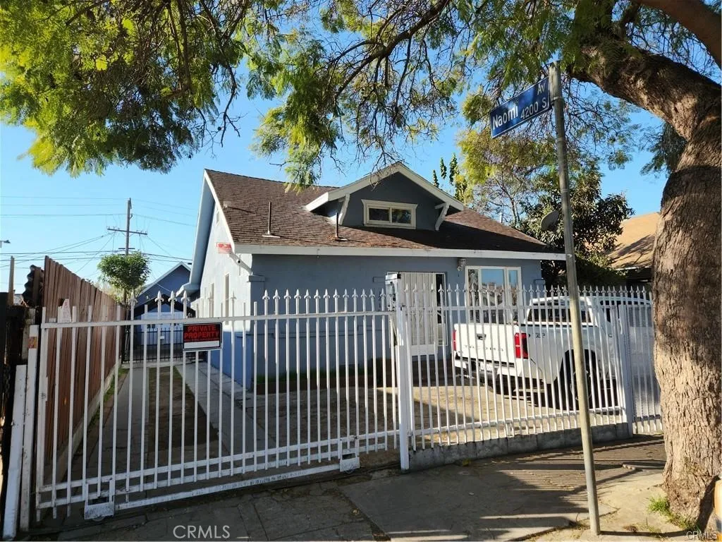 1210 1212 42 Place, Los Angeles, California 90011 home-pic-1