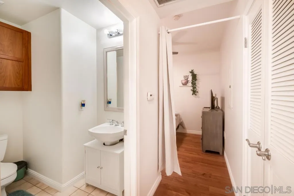 1601 India St 115, San Diego, California 92101 home-pic-14
