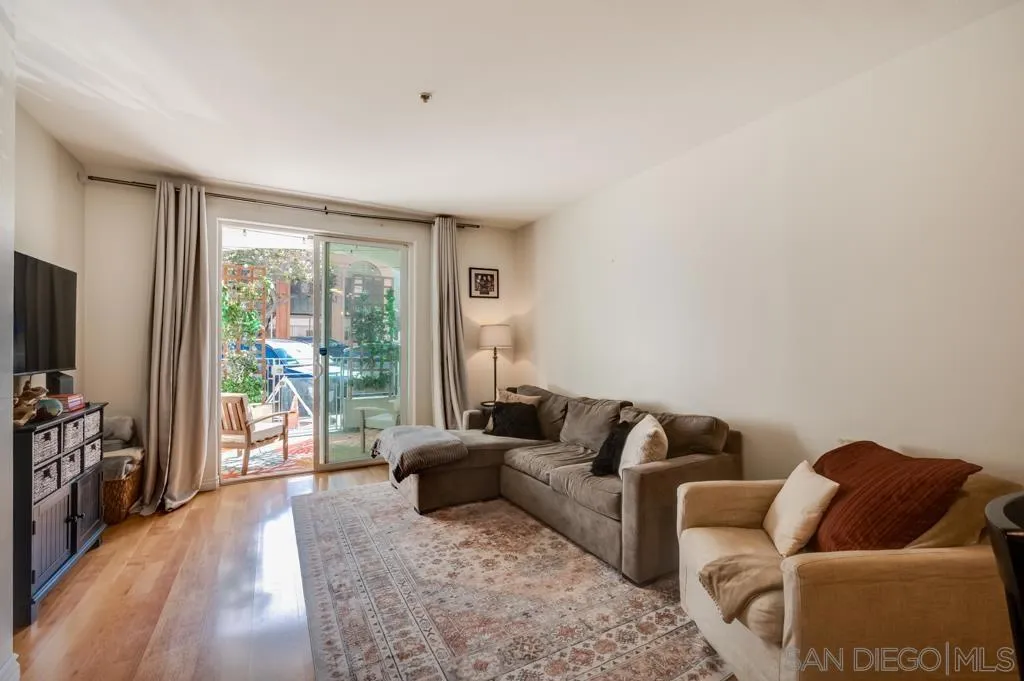 1601 India St 115, San Diego, California 92101 home-pic-7