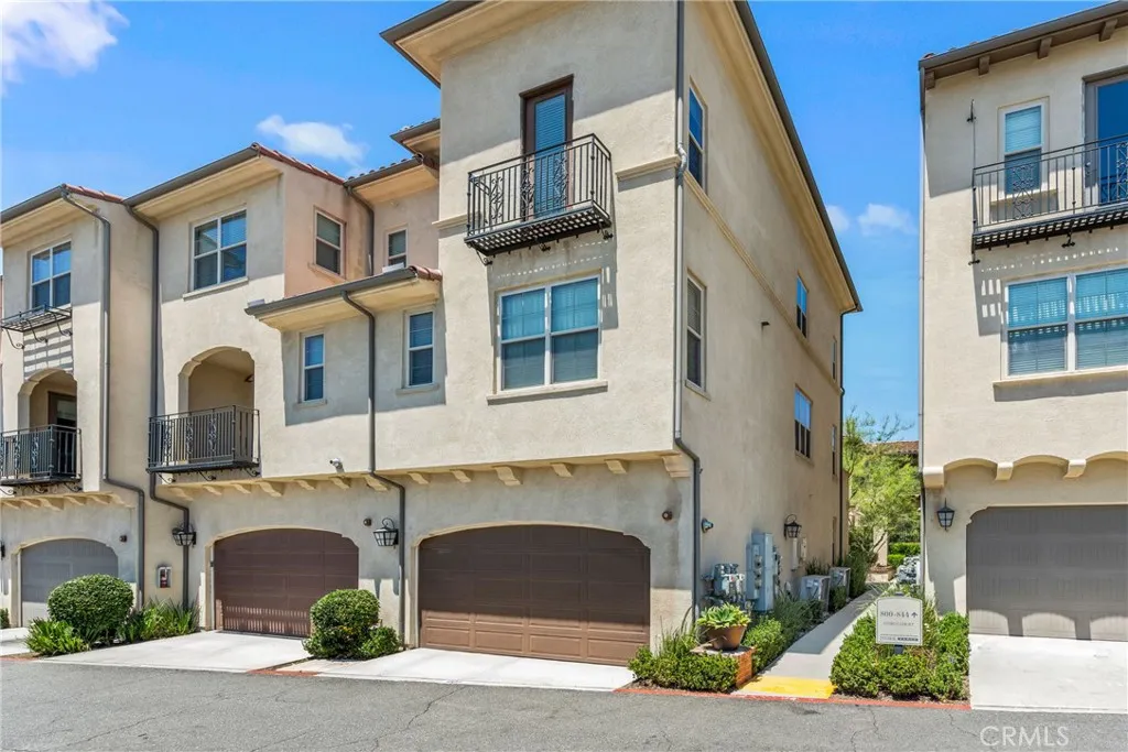 808 Citrus Court, Claremont, California 91711 home-pic-1