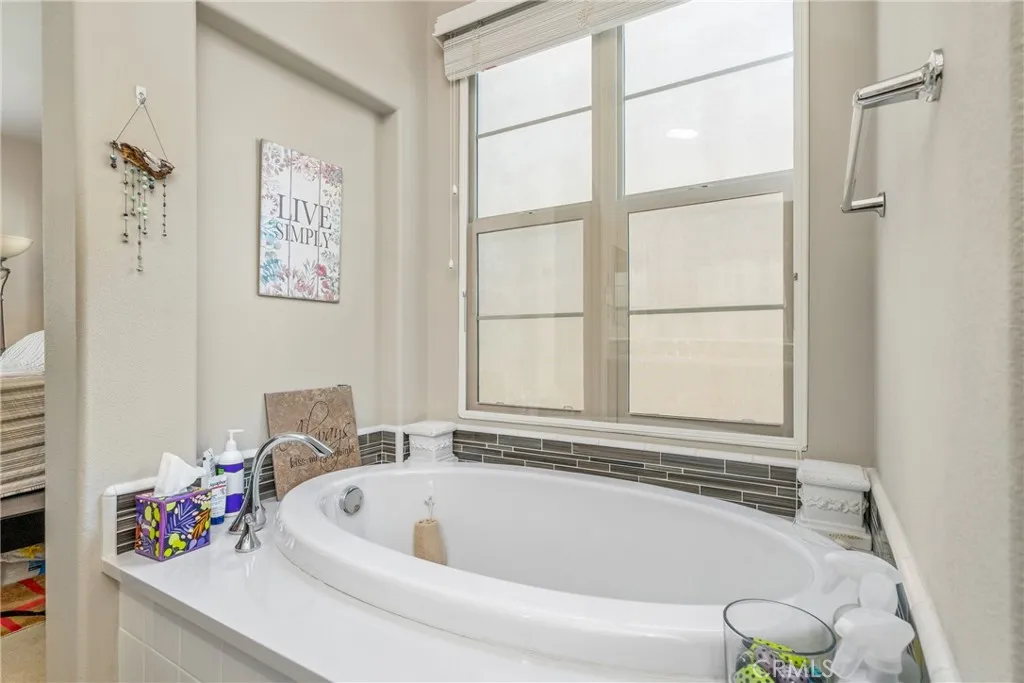 808 Citrus Court, Claremont, California 91711 home-pic-22