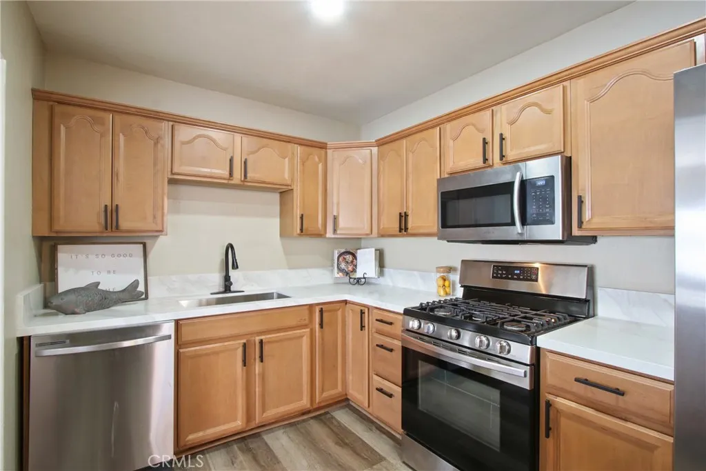 1235 E 35th, San Bernardino, California 92404 home-pic-7