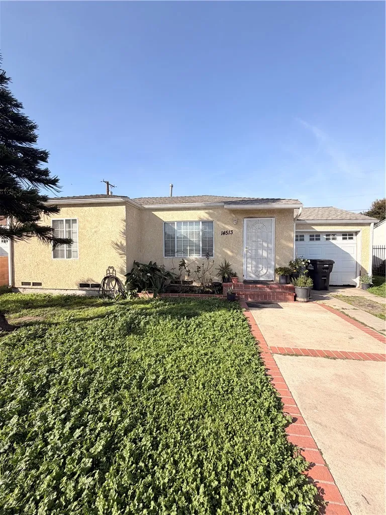 14513 S Loness, Compton, California 90220 home-pic-1