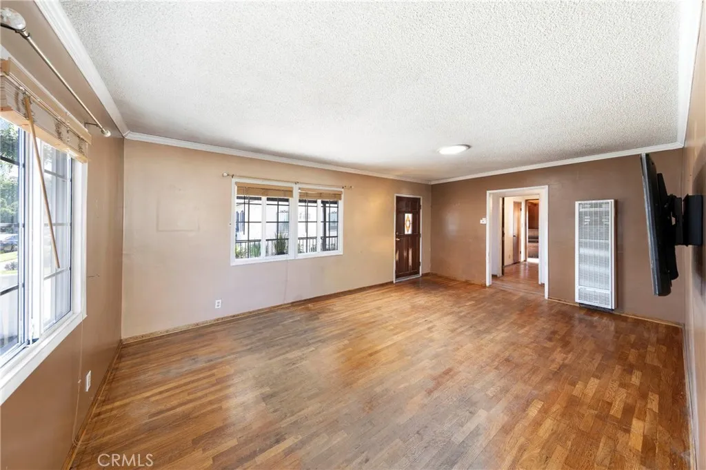 15613 Thornlake Avenue, Norwalk, California 90650 home-pic-16