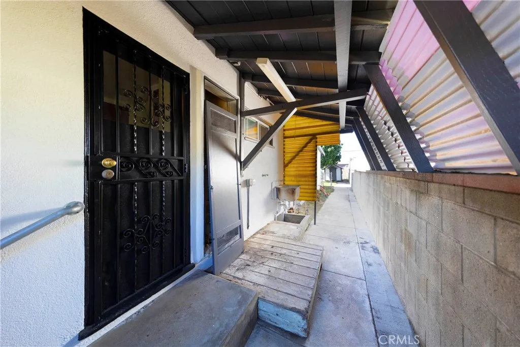 15613 Thornlake Avenue, Norwalk, California 90650 home-pic-31