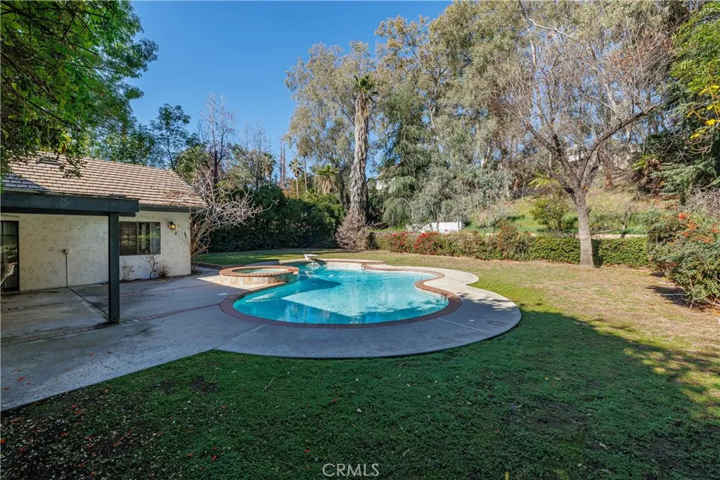 30628 Kristin Court, Redlands, California 92373 home-pic-17