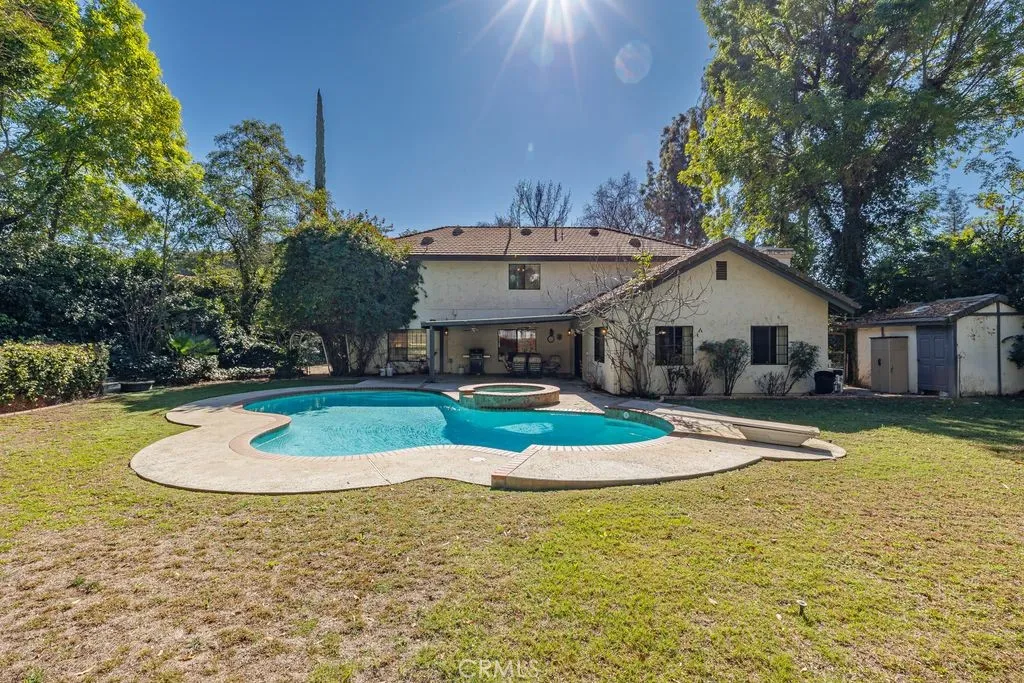 30628 Kristin Court, Redlands, California 92373 home-pic-2