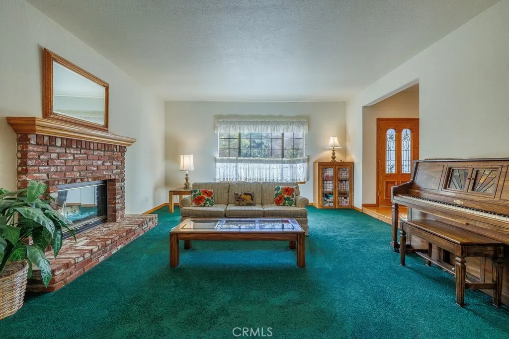 30628 Kristin Court, Redlands, California 92373 home-pic-13