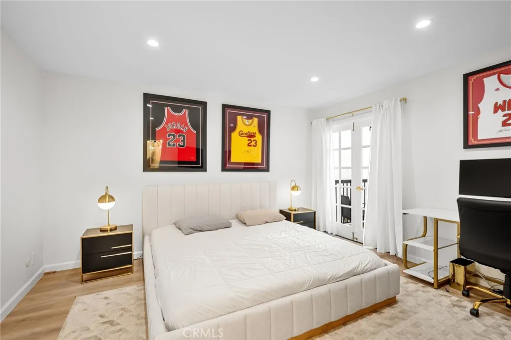 906 N Doheny Drive 318, West Hollywood, California 90069 home-pic-8