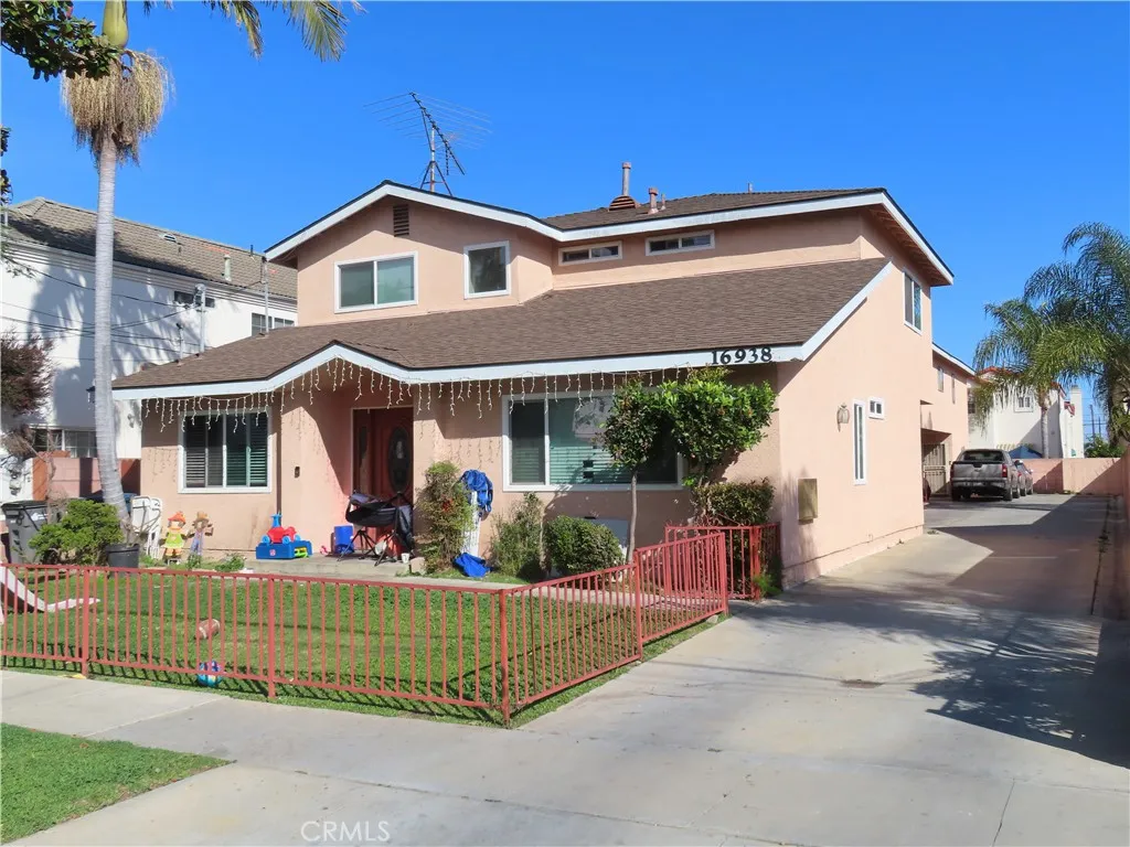16938 S Dalton, Gardena, California 90247 home-pic-1