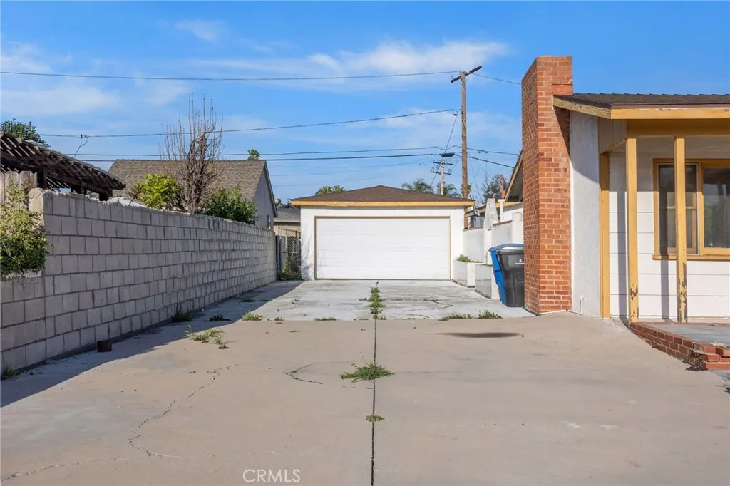 6762 Rainier Court, Riverside, California 92506 home-pic-3