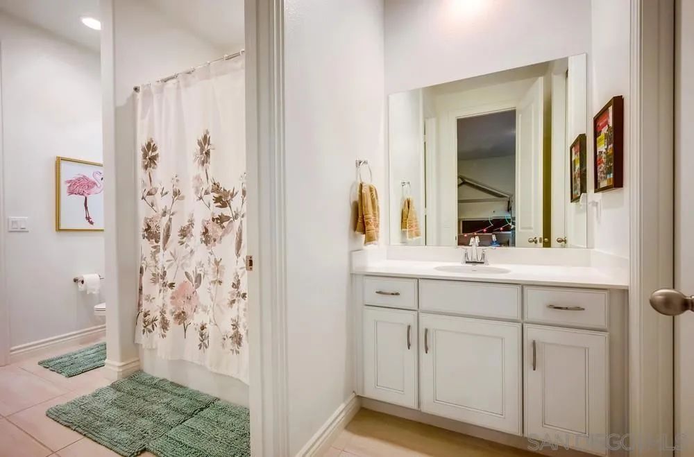 35828 Blue Breton Dr, Fallbrook, California 92028 home-pic-37